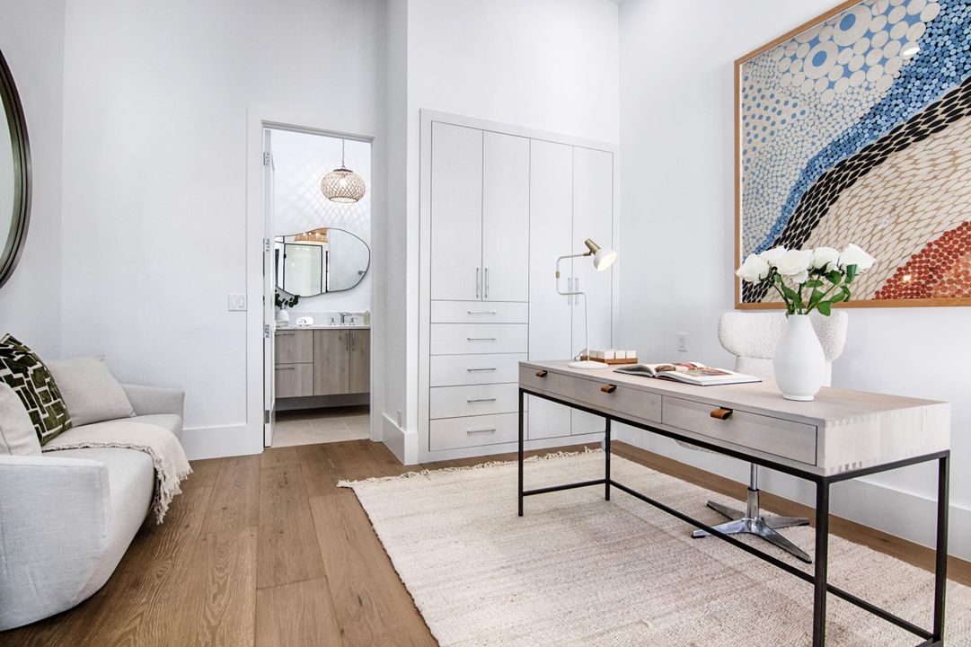 En Venta: $2,850,000 (3 camas, 3 baños, 2411 Pies cuadrados)