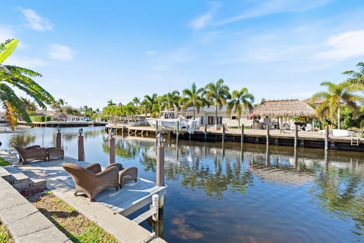 出租: $4,624 (3 贝兹, 2 浴室, 1492 平方英尺)