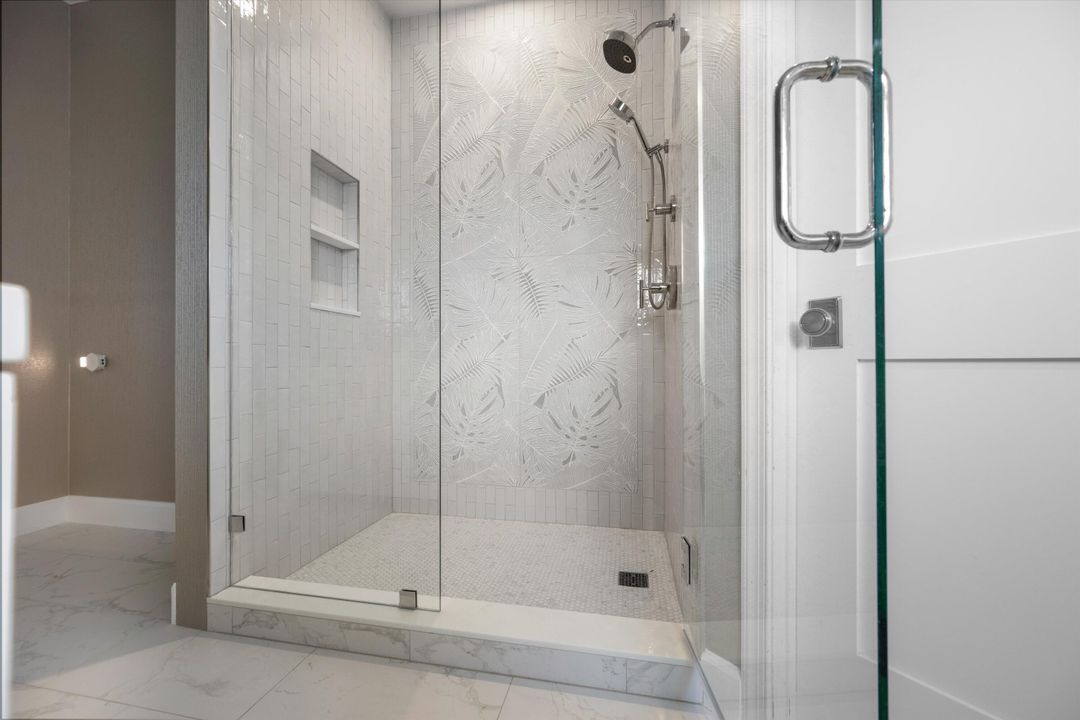 For Sale: $4,000,000 (4 beds, 3 baths, 3114 Square Feet)