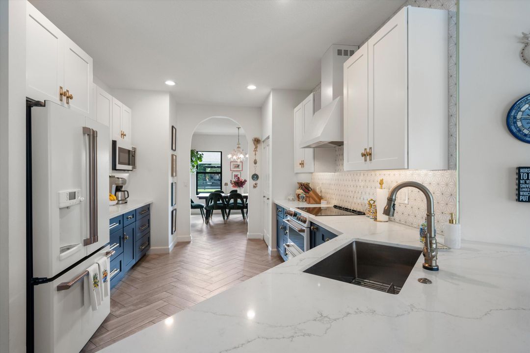 For Sale: $4,000,000 (4 beds, 3 baths, 3114 Square Feet)