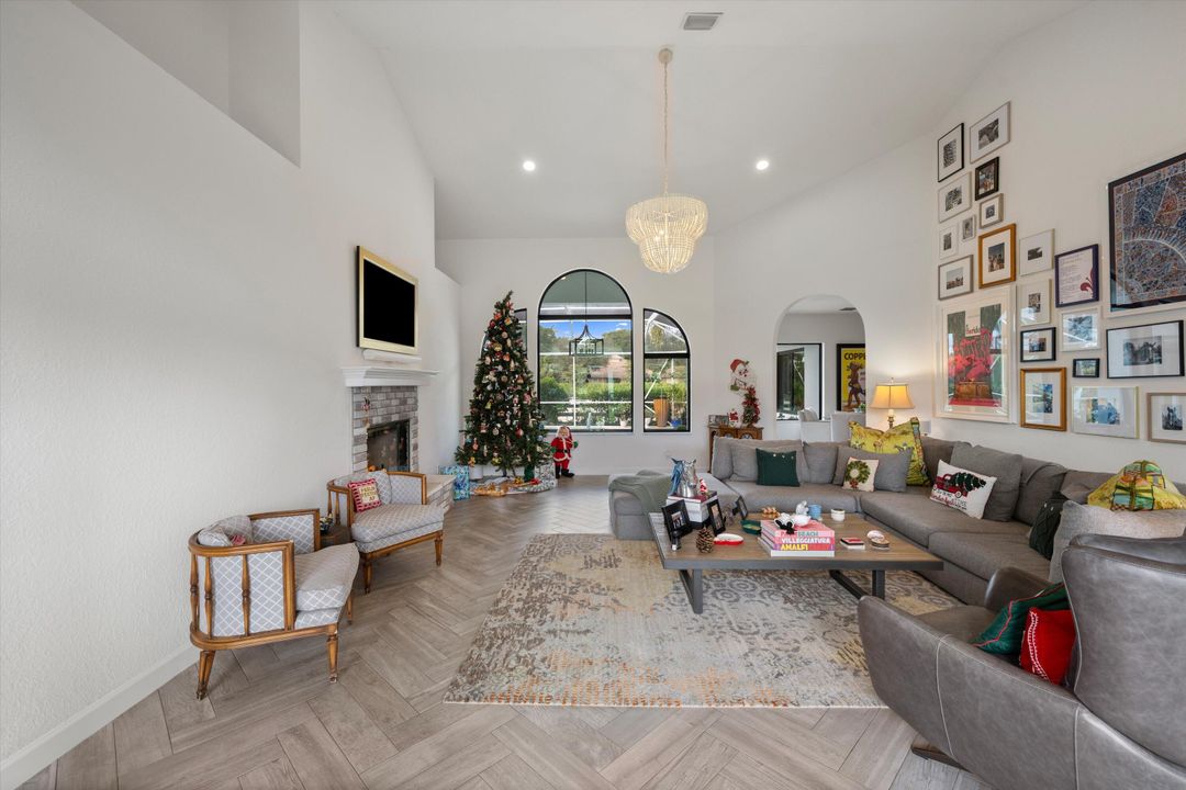 For Sale: $4,000,000 (4 beds, 3 baths, 3114 Square Feet)