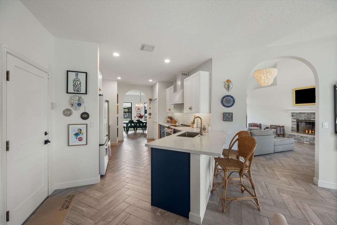 For Sale: $4,000,000 (4 beds, 3 baths, 3114 Square Feet)