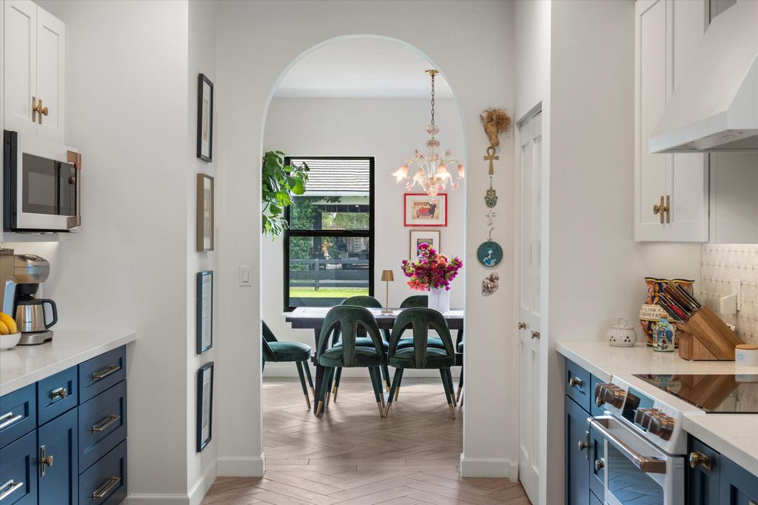 For Sale: $4,000,000 (4 beds, 3 baths, 3114 Square Feet)