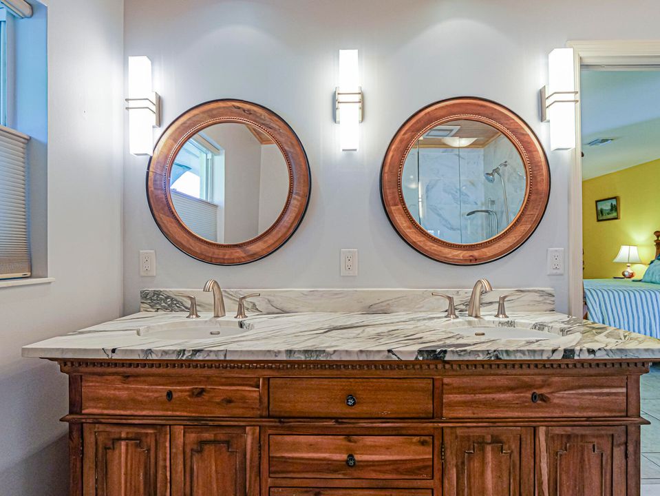 На продажу: $1,095,000 (3 спален, 2 ванн, 1529 Квадратных фут)