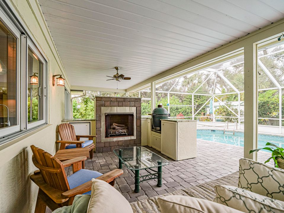 На продажу: $1,095,000 (3 спален, 2 ванн, 1529 Квадратных фут)