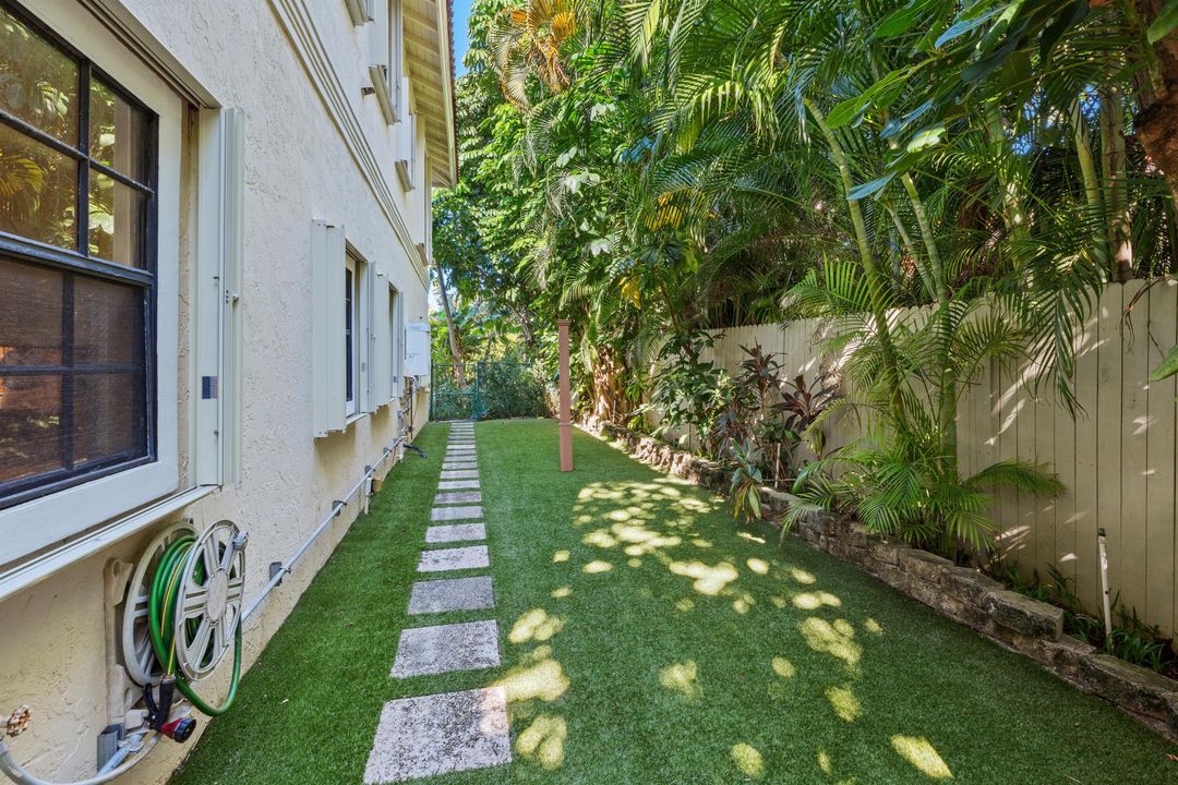 For Sale: $6,900,000 (4 beds, 3 baths, 2782 Square Feet)