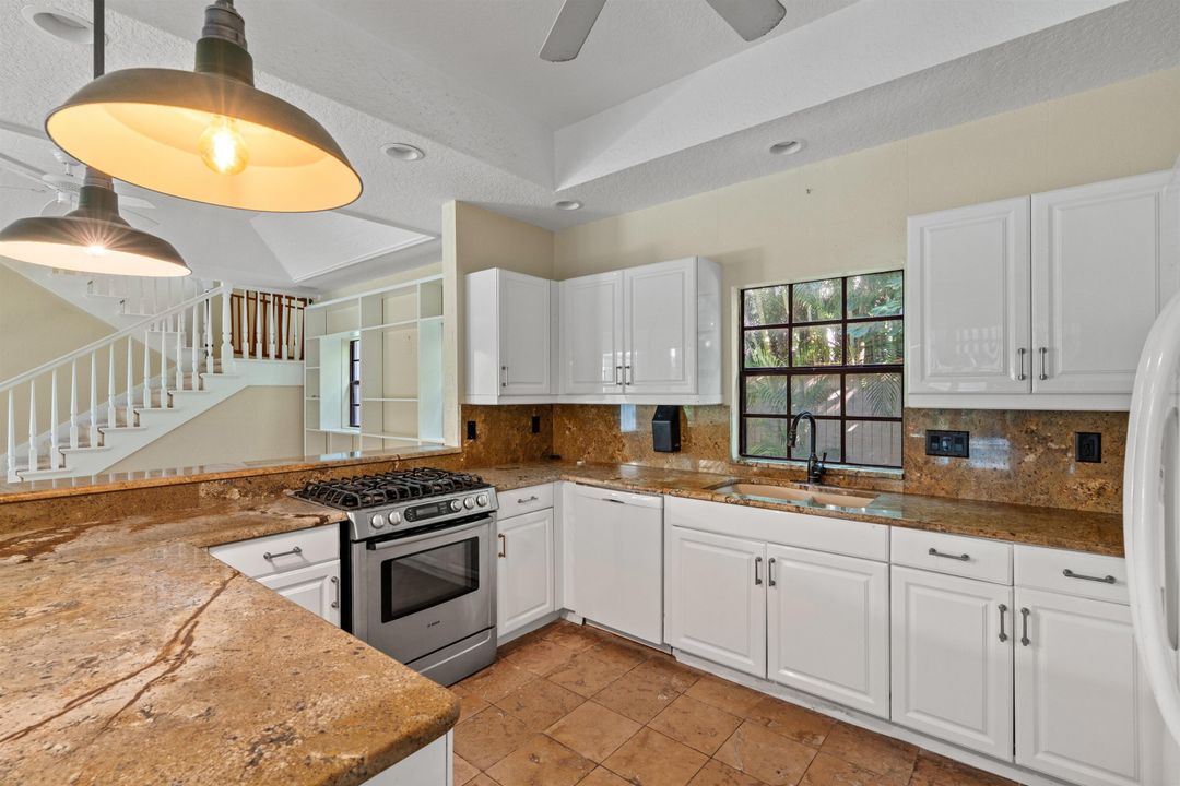 For Sale: $6,900,000 (4 beds, 3 baths, 2782 Square Feet)