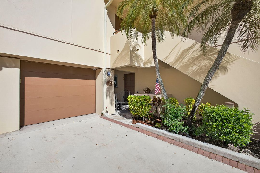 На продажу: $479,900 (2 спален, 2 ванн, 1422 Квадратных фут)