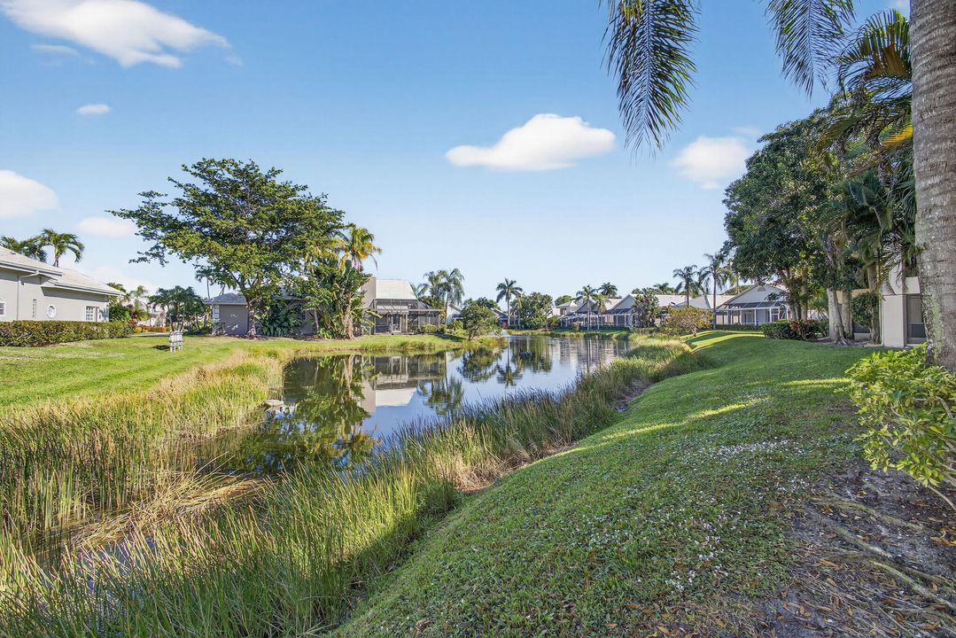 На продажу: $479,900 (2 спален, 2 ванн, 1422 Квадратных фут)