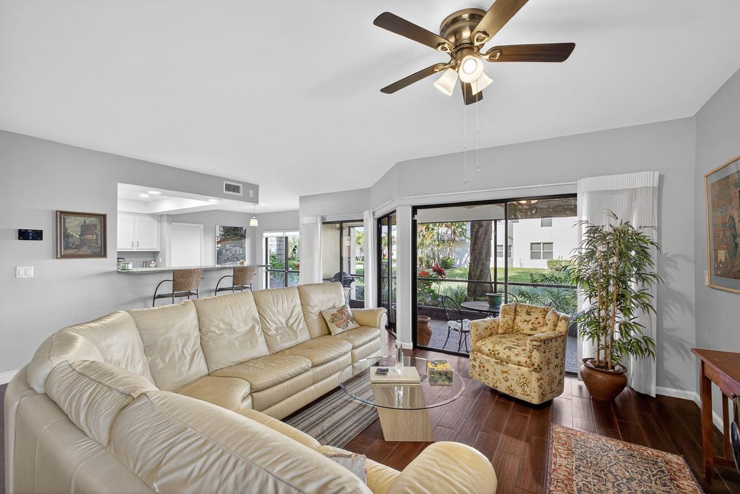 На продажу: $479,900 (2 спален, 2 ванн, 1422 Квадратных фут)