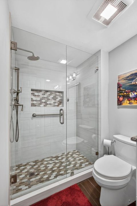 На продажу: $479,900 (2 спален, 2 ванн, 1422 Квадратных фут)