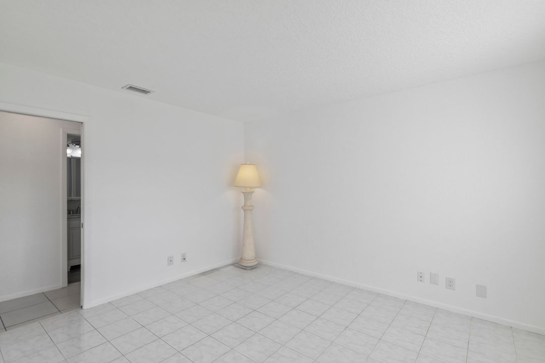 待售: $97,000 (1 贝兹, 1 浴室, 611 平方英尺)