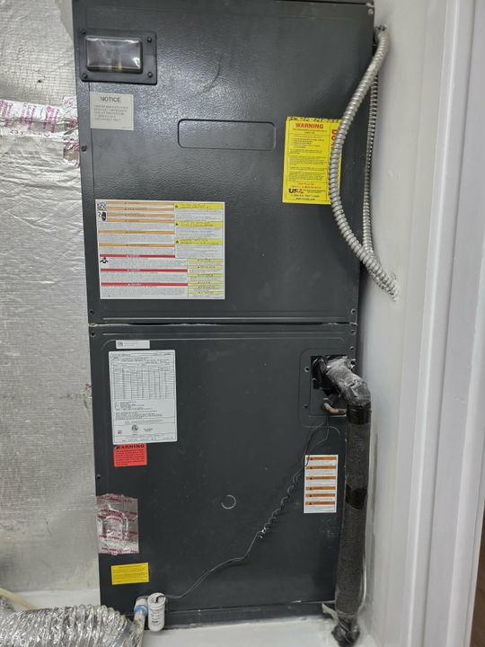 На продажу: $749,900 (3 спален, 2 ванн, 2003 Квадратных фут)