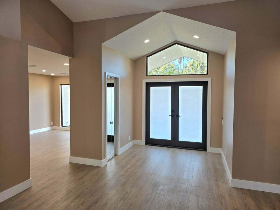 На продажу: $749,900 (3 спален, 2 ванн, 2003 Квадратных фут)