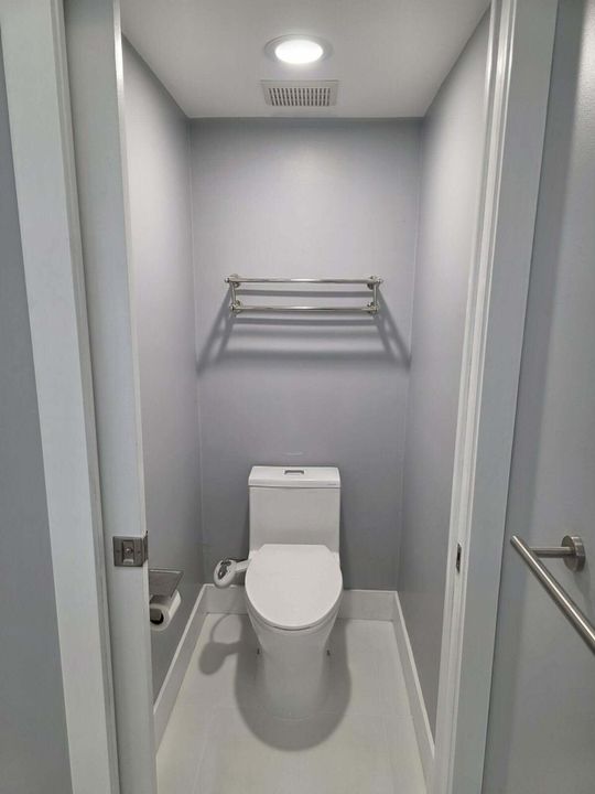 На продажу: $749,900 (3 спален, 2 ванн, 2003 Квадратных фут)