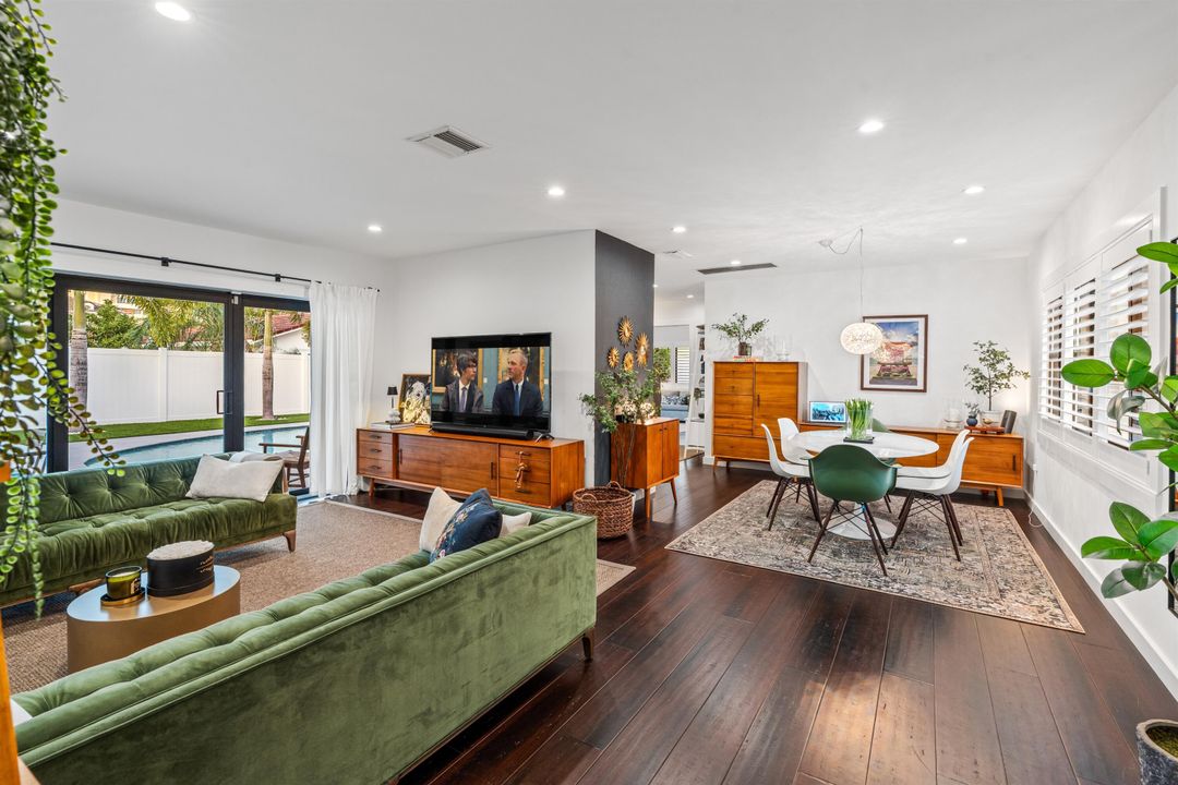 En Venta: $1,495,000 (4 camas, 2 baños, 1702 Pies cuadrados)