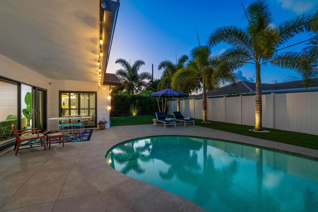 En Venta: $1,495,000 (4 camas, 2 baños, 1702 Pies cuadrados)