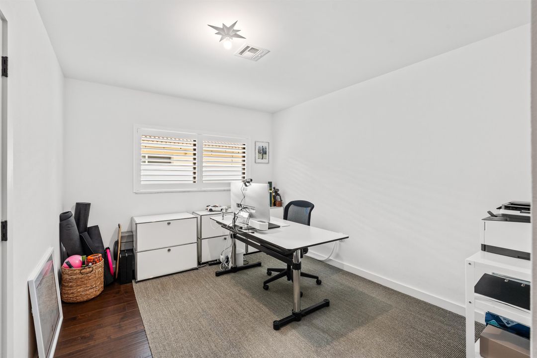 En Venta: $1,495,000 (4 camas, 2 baños, 1702 Pies cuadrados)