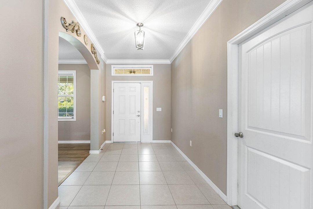 На продажу: $660,000 (6 спален, 5 ванн, 3885 Квадратных фут)