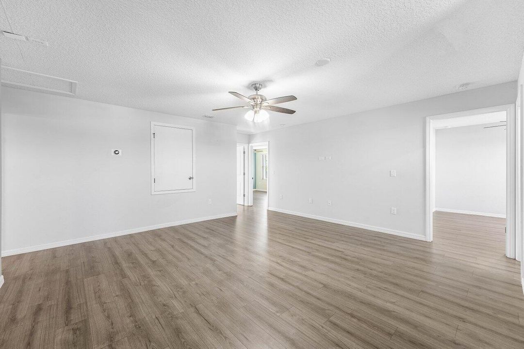 На продажу: $660,000 (6 спален, 5 ванн, 3885 Квадратных фут)