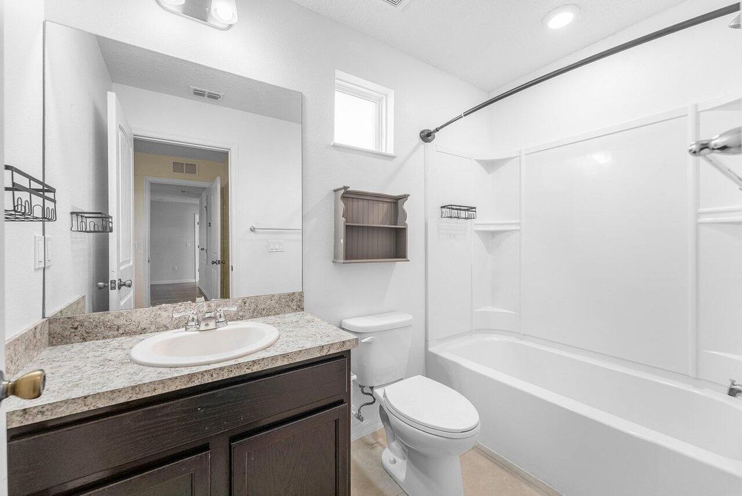 На продажу: $660,000 (6 спален, 5 ванн, 3885 Квадратных фут)