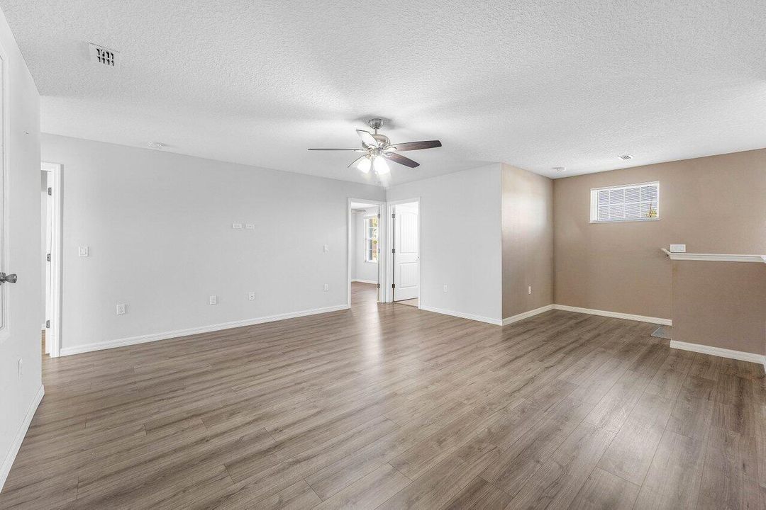 На продажу: $660,000 (6 спален, 5 ванн, 3885 Квадратных фут)