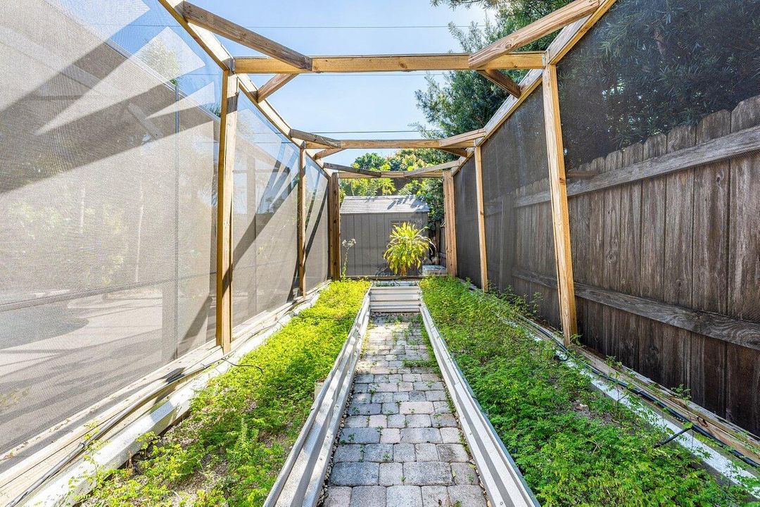 На продажу: $660,000 (6 спален, 5 ванн, 3885 Квадратных фут)