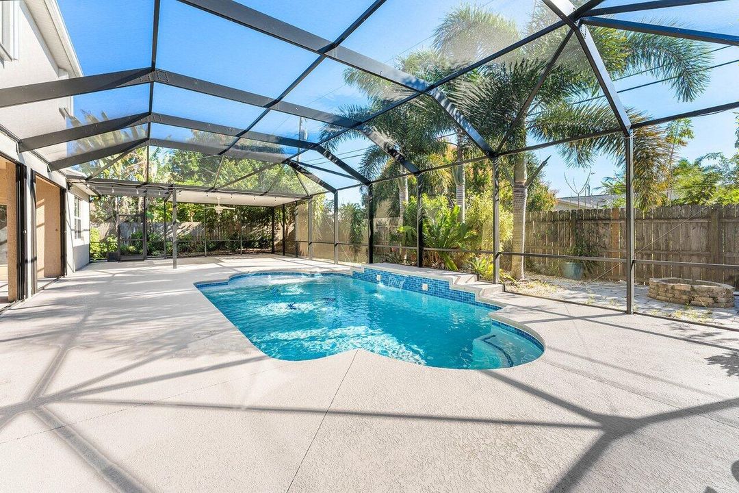 На продажу: $660,000 (6 спален, 5 ванн, 3885 Квадратных фут)