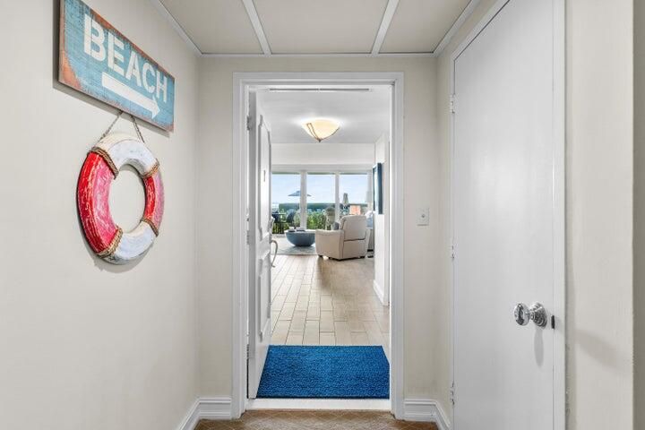 На продажу: $849,900 (1 спален, 1 ванн, 1066 Квадратных фут)