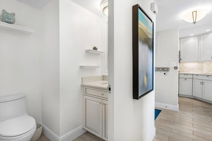 На продажу: $849,900 (1 спален, 1 ванн, 1066 Квадратных фут)