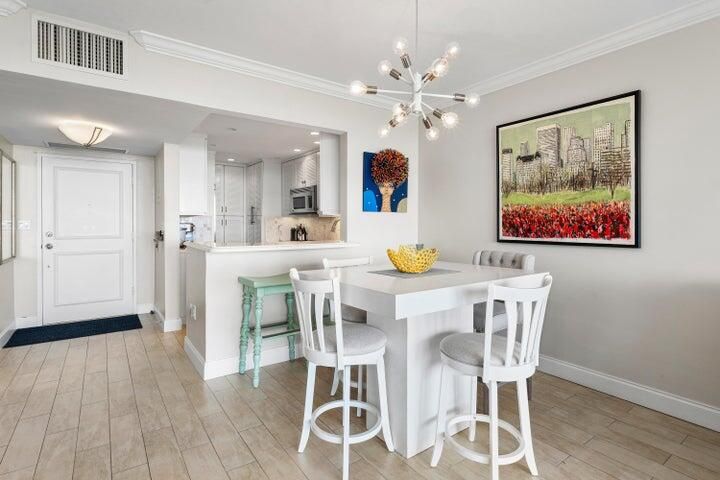 На продажу: $849,900 (1 спален, 1 ванн, 1066 Квадратных фут)