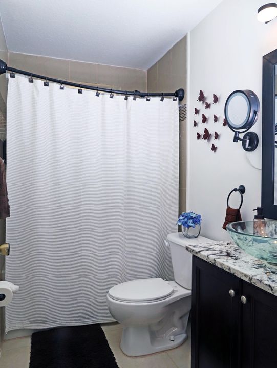 出租: $3,300 (3 贝兹, 2 浴室, 1391 平方英尺)