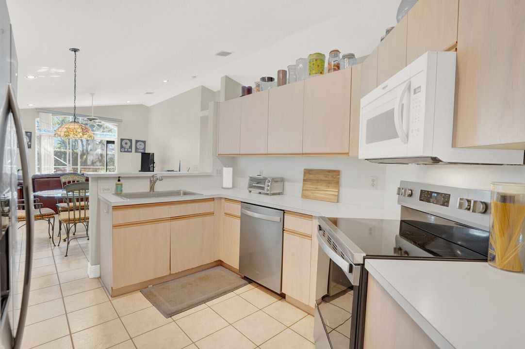 待售: $440,000 (3 贝兹, 2 浴室, 1848 平方英尺)