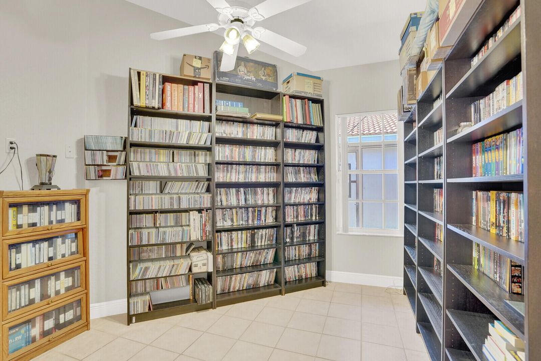 待售: $440,000 (3 贝兹, 2 浴室, 1848 平方英尺)