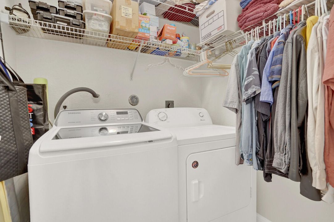 待售: $440,000 (3 贝兹, 2 浴室, 1848 平方英尺)