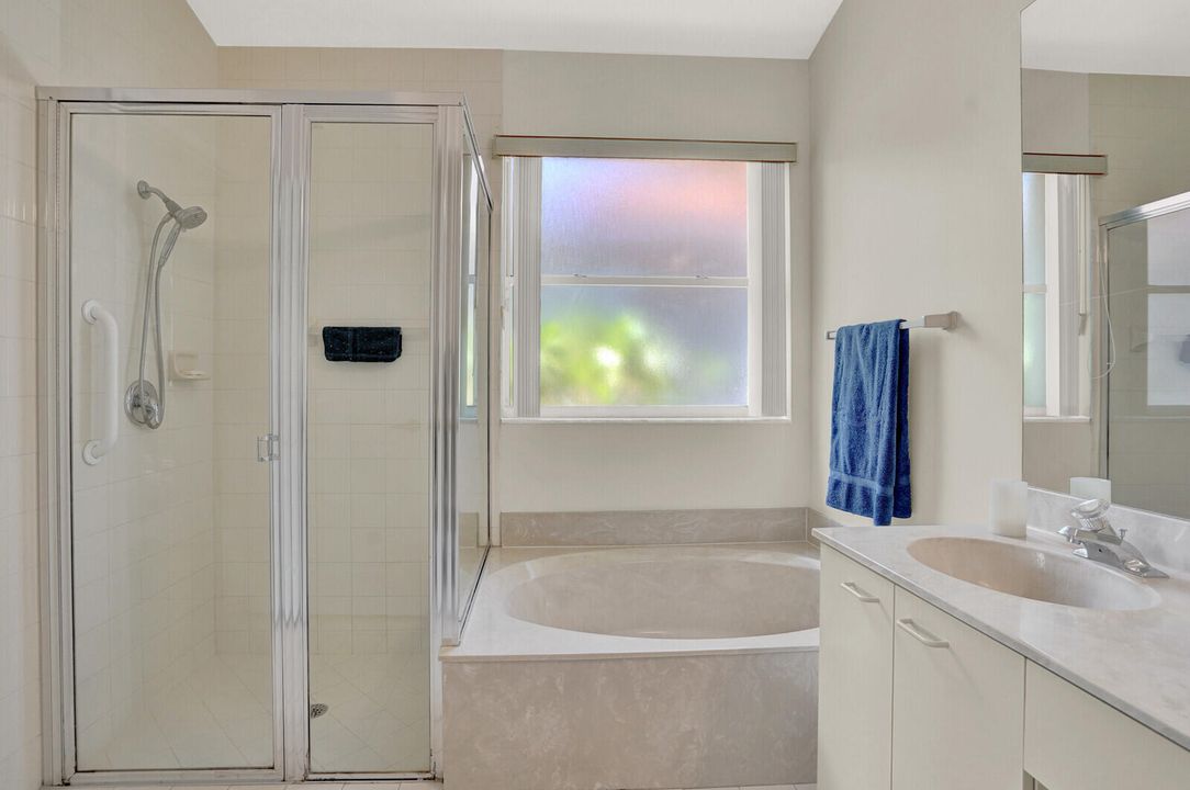 待售: $440,000 (3 贝兹, 2 浴室, 1848 平方英尺)