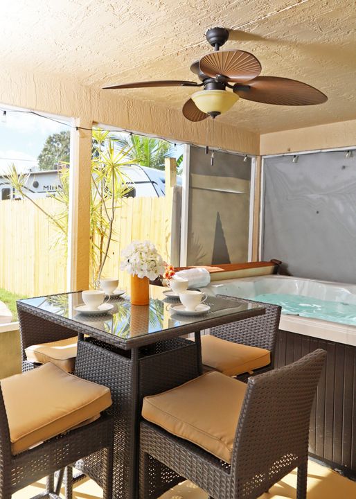 出租: $3,300 (3 贝兹, 2 浴室, 1391 平方英尺)