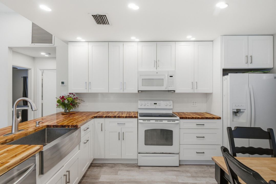 For Sale: $599,000 (4 beds, 2 baths, 1368 Square Feet)