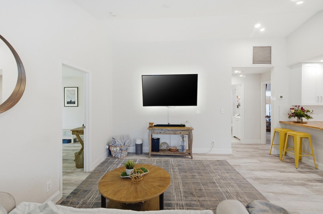 For Sale: $599,000 (4 beds, 2 baths, 1368 Square Feet)