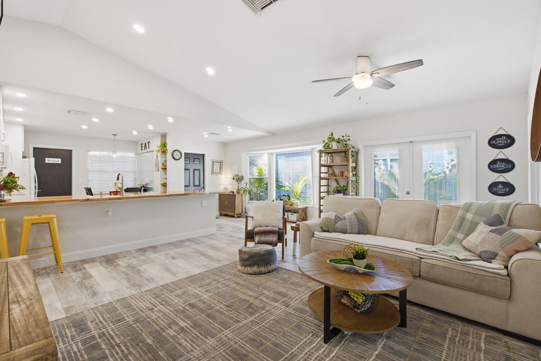 For Sale: $599,000 (4 beds, 2 baths, 1368 Square Feet)