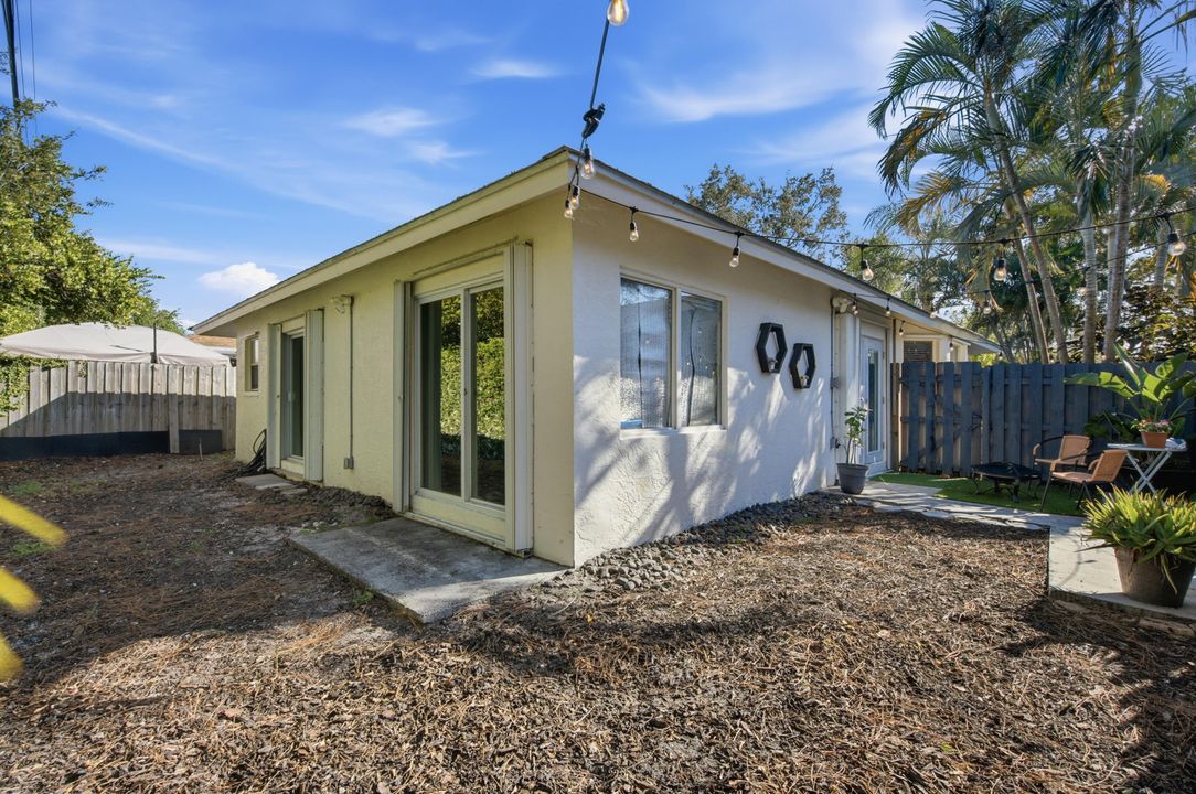 For Sale: $599,000 (4 beds, 2 baths, 1368 Square Feet)