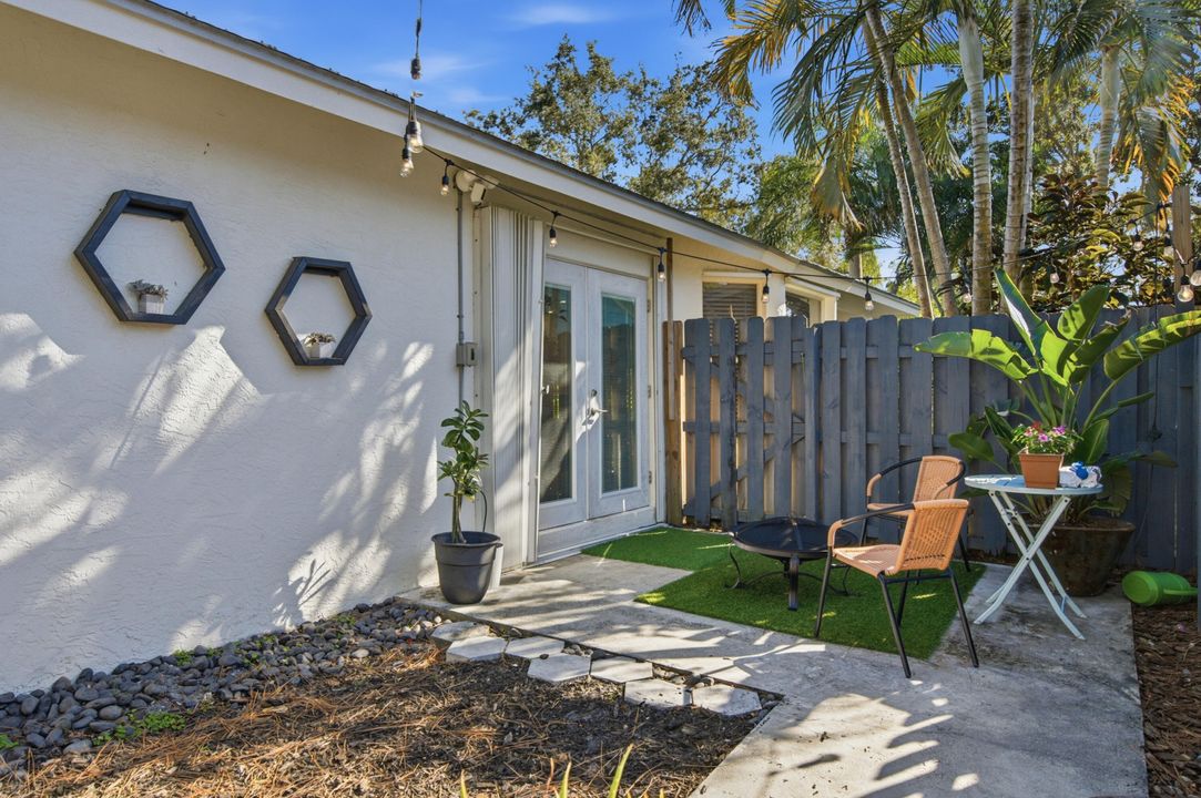 For Sale: $599,000 (4 beds, 2 baths, 1368 Square Feet)