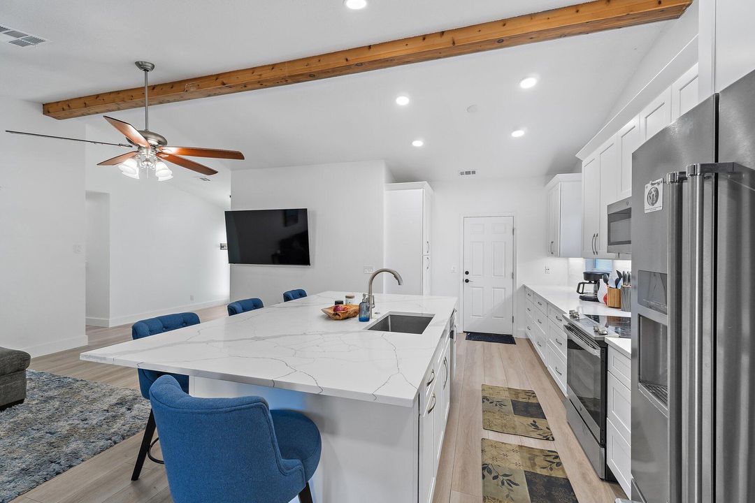 待售: $669,000 (3 贝兹, 2 浴室, 1300 平方英尺)