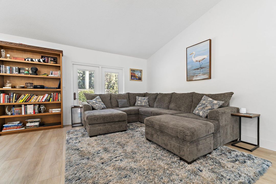 待售: $669,000 (3 贝兹, 2 浴室, 1300 平方英尺)