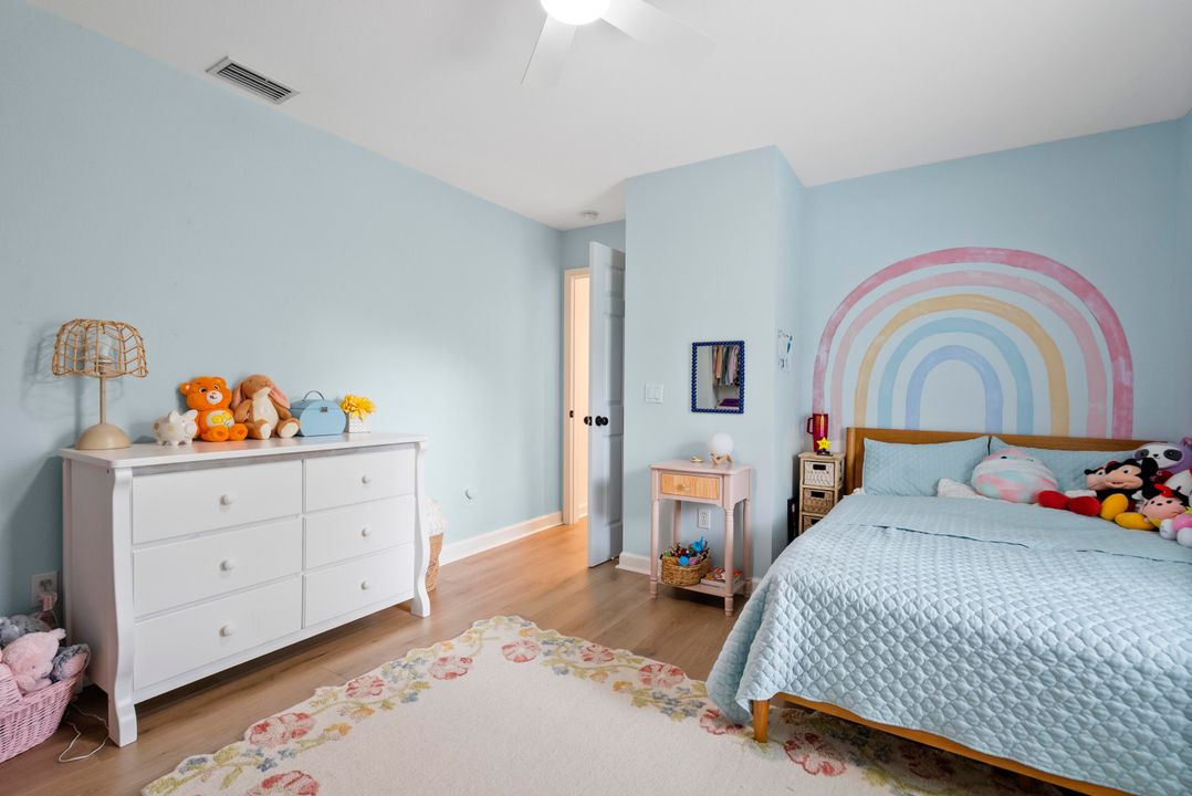 На продажу: $524,900 (3 спален, 2 ванн, 2010 Квадратных фут)