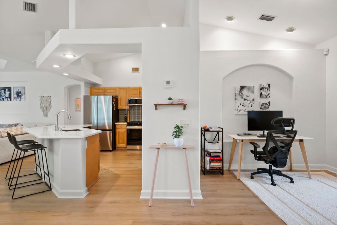 На продажу: $524,900 (3 спален, 2 ванн, 2010 Квадратных фут)