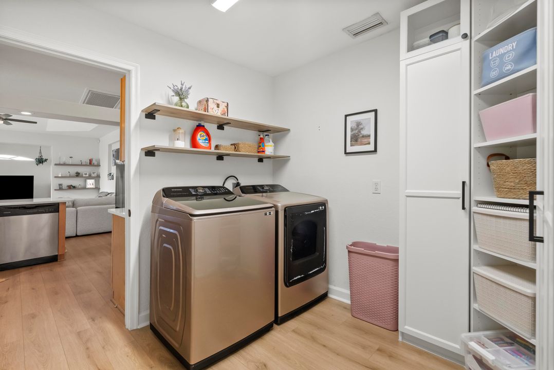 На продажу: $524,900 (3 спален, 2 ванн, 2010 Квадратных фут)