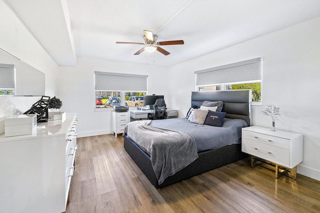 For Sale: $324,999 (2 beds, 2 baths, 1185 Square Feet)