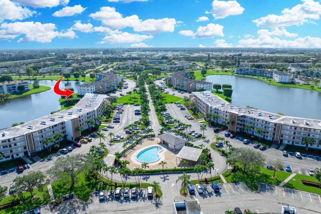 For Sale: $324,999 (2 beds, 2 baths, 1185 Square Feet)