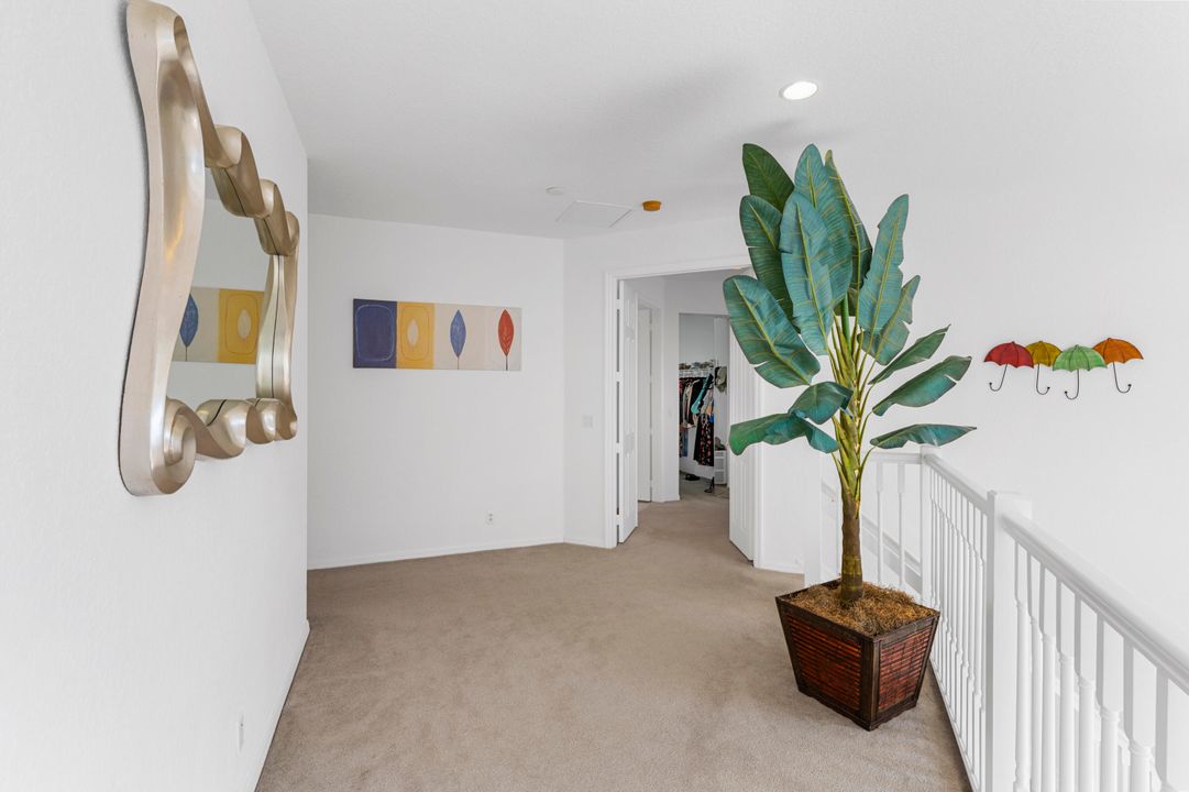 En Venta: $899,000 (6 camas, 4 baños, 4436 Pies cuadrados)